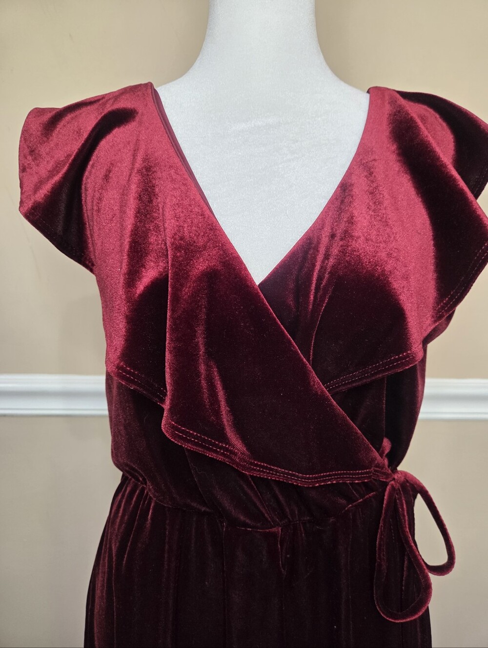 Aqua Velvet High-Low Wrap Dress in Burgundy M. - Picture 3 of 11